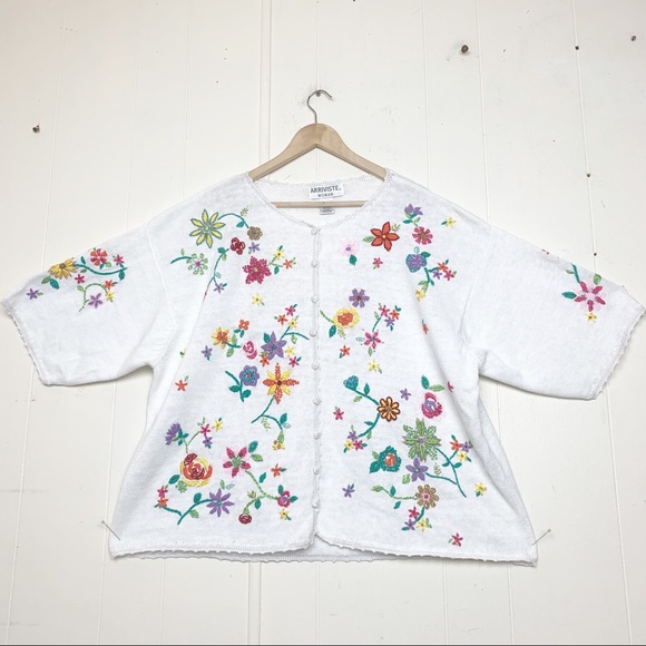 Arriviste Woman Sweaters - Arriviste Woman embroidered & beaded short sleeve